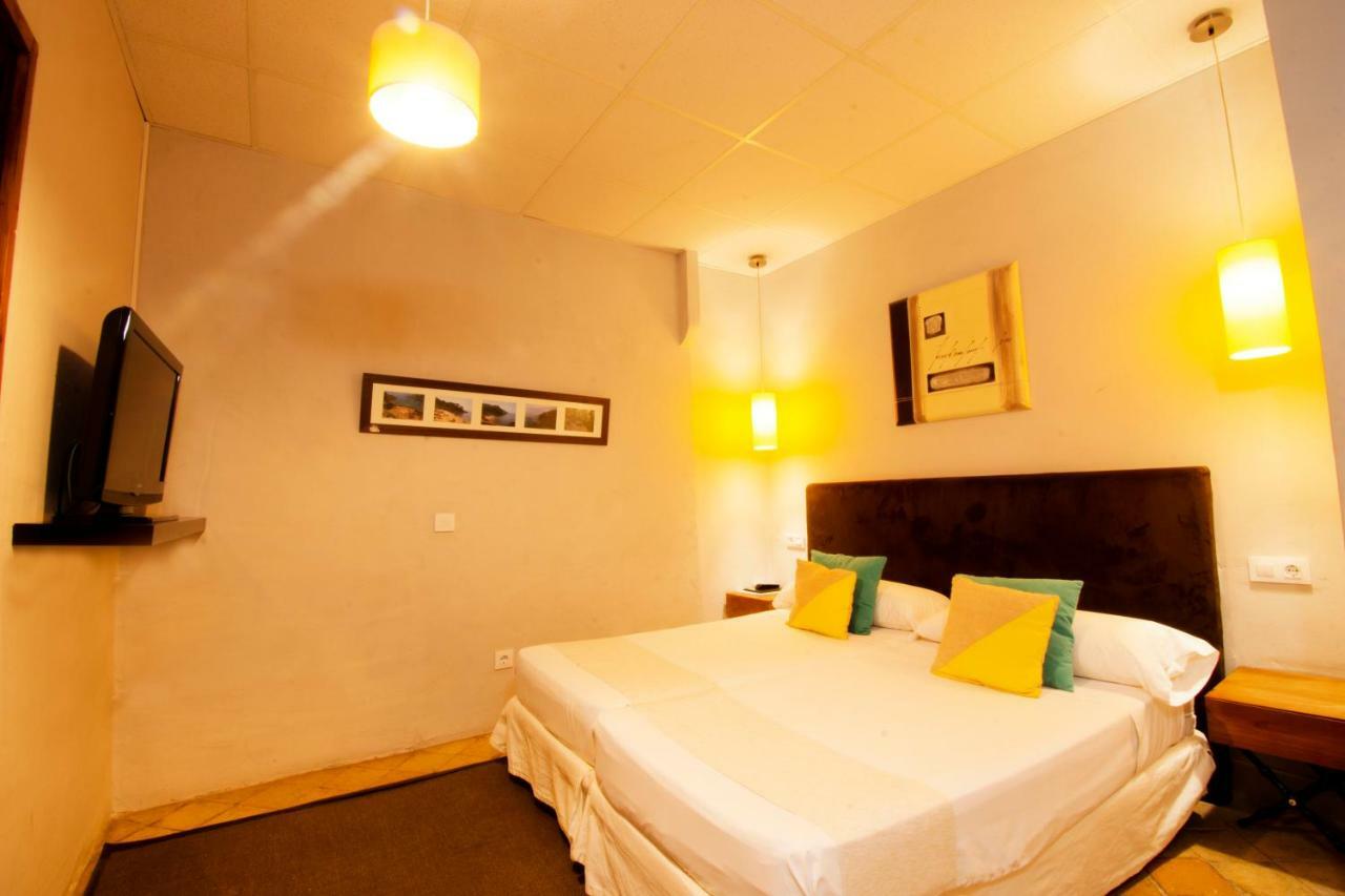 S'Hostal D'Esporles Zewnętrze zdjęcie
